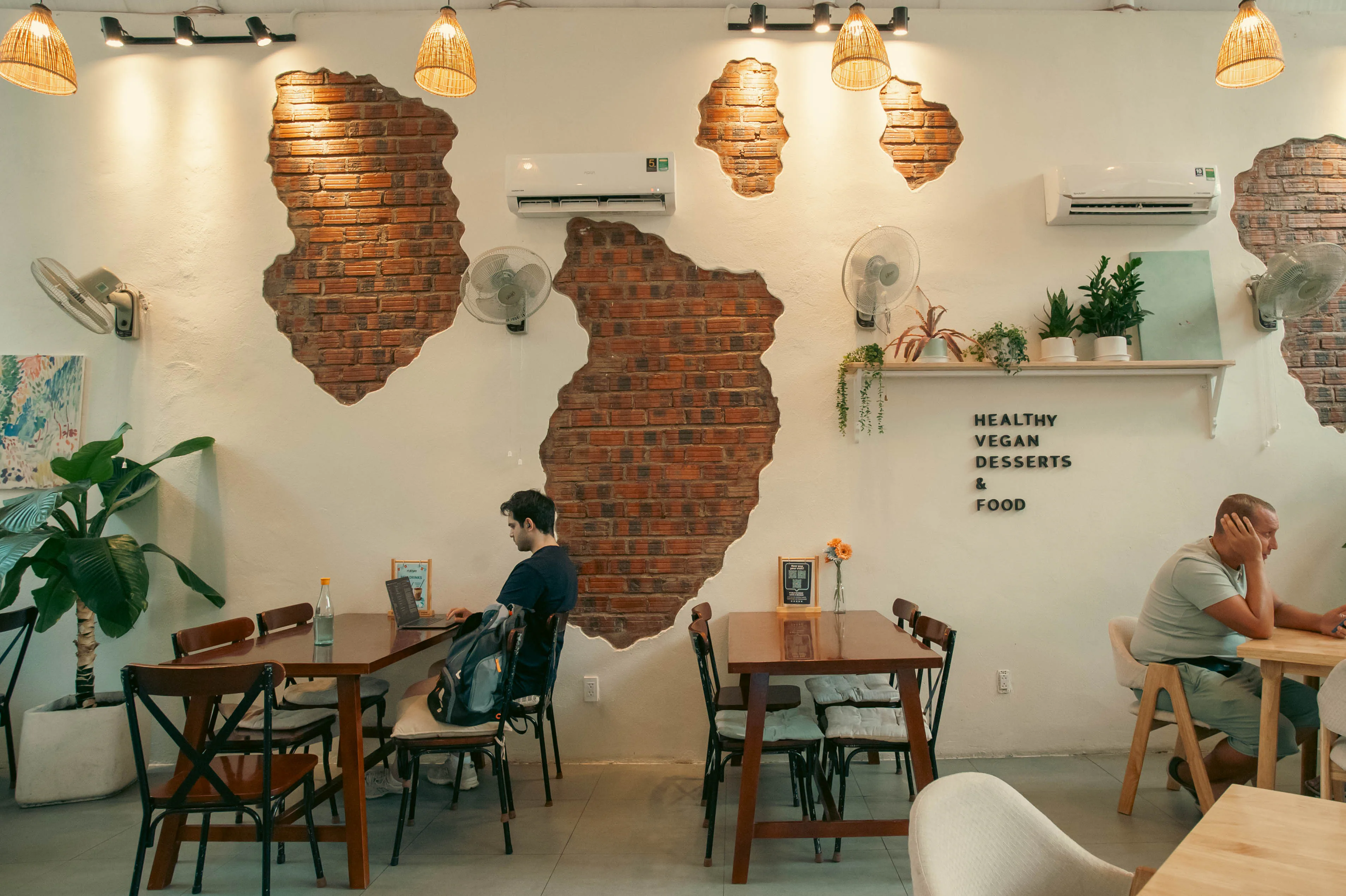 Da Nang branch interior from the new photo set