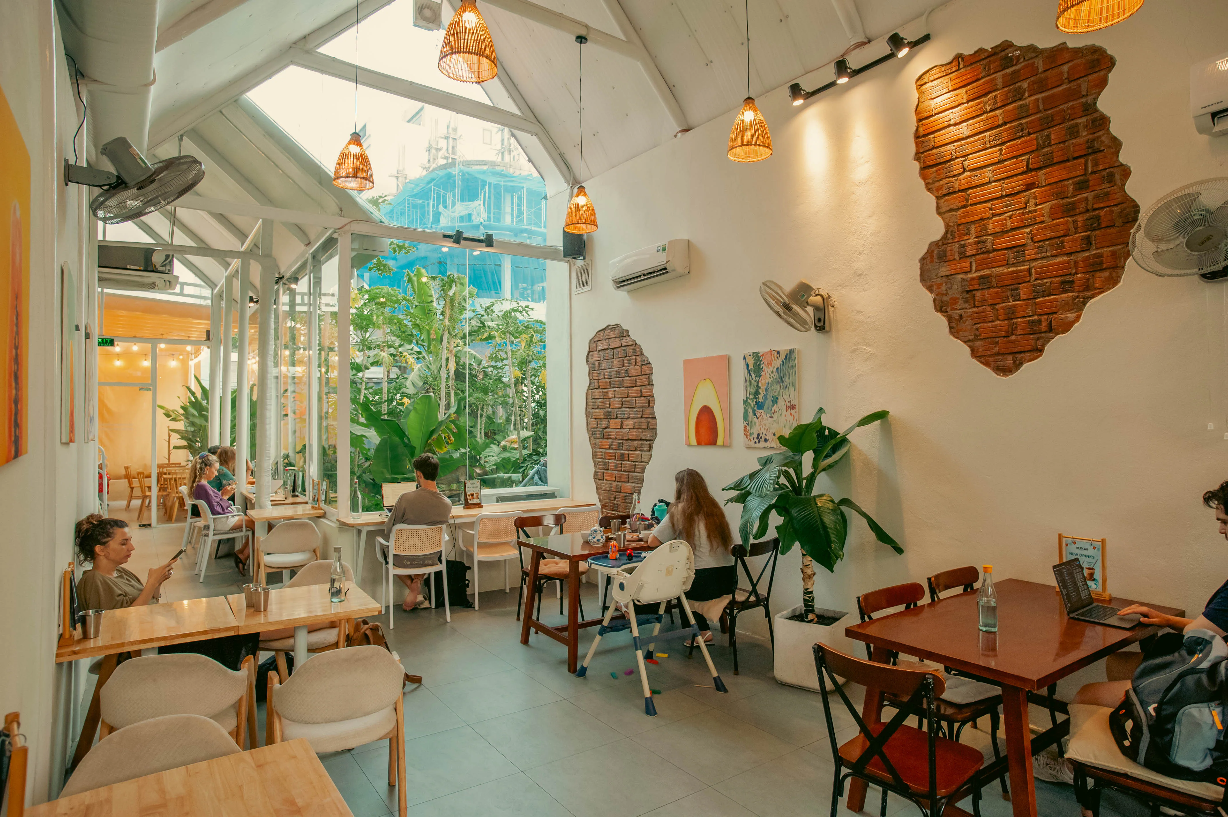 Da Nang branch interior from the new photo set