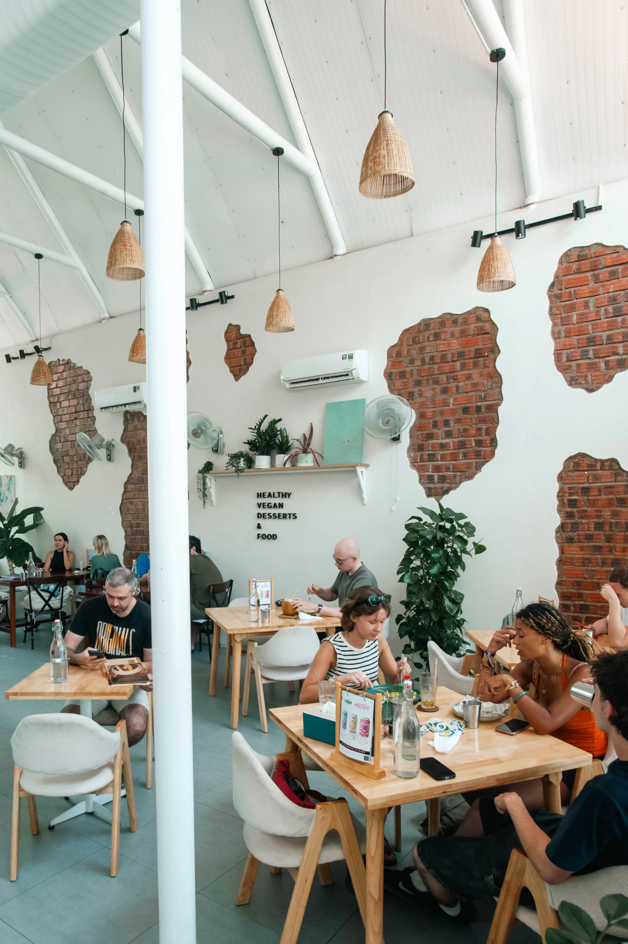 Da Nang branch interior from the new photo set