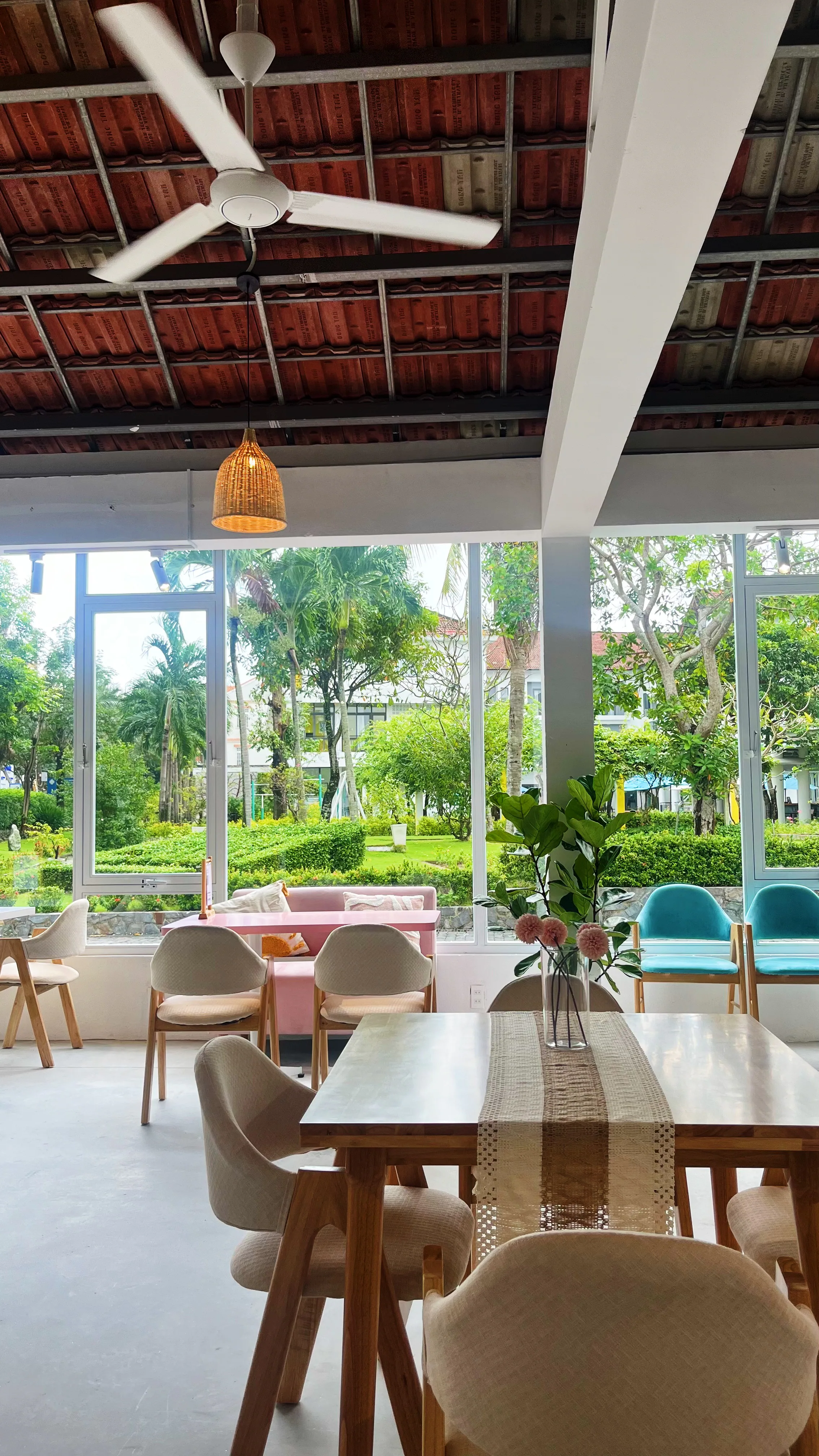 Hoi An branch atmosphere from the current gallery set